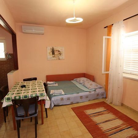 Apartments Antoneta Makarska Eksteriør bilde