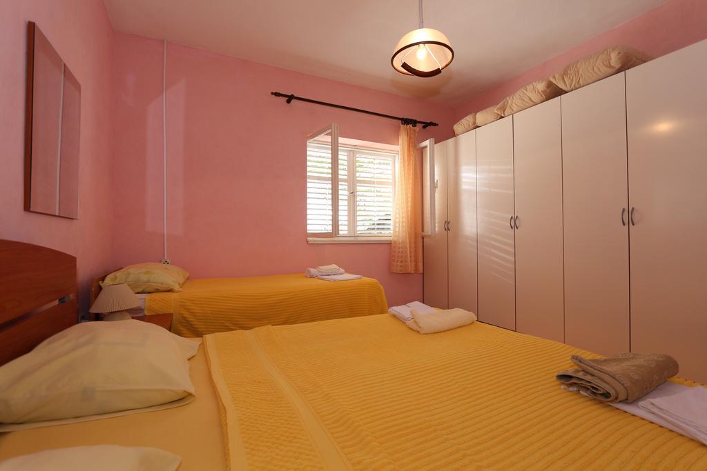 Apartments Antoneta Makarska Eksteriør bilde